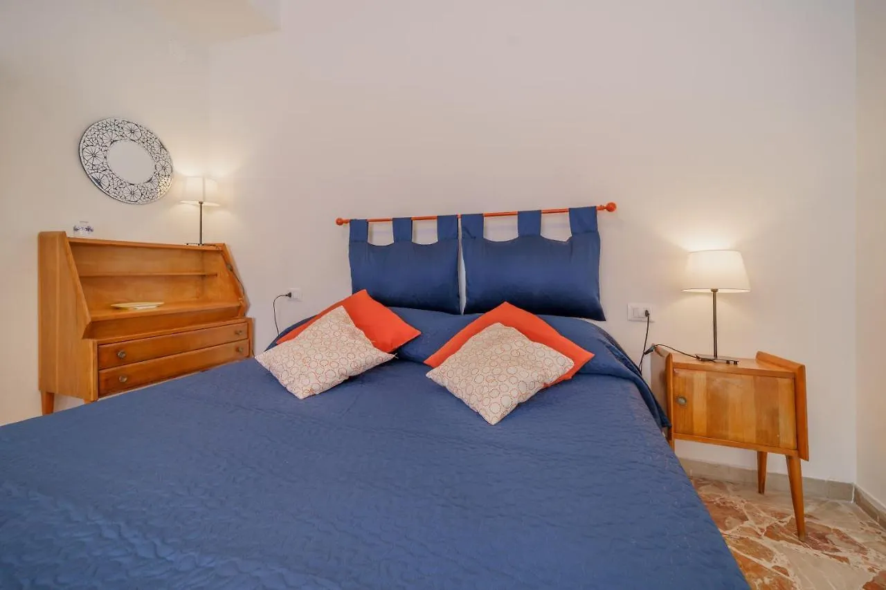 Holiday home Casavacanze Delle Noci Marciana